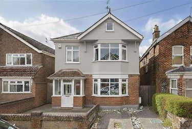 6 bed house, Winton, Bournemouth, BH92LZ - Image 1
