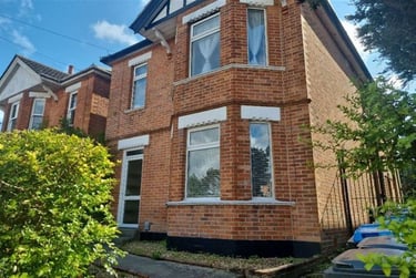 6 bed house, Winton, Bournemouth, BH92NJ - Image 1