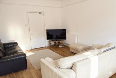 6 bed house, Winton, Bournemouth, BH92NJ - Image 3