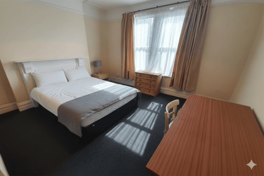 6 bed house, Charminster, Bournemouth, BH37JY - Image 8