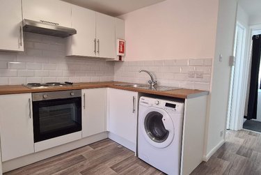 2 bed flat, Turnagain Lane, City Centre, Canterbury, CT12ED - Image 3