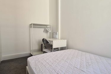 2 bed flat, Turnagain Lane, City Centre, Canterbury, CT12ED - Image 3