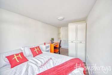 5 bed house, Mead Way, St Stephens, Canterbury, CT28BB - Image 6