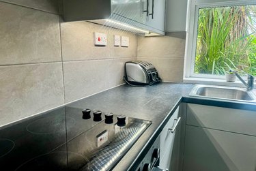 7 bed house, Downs Road, Hales Place, Canterbury, CT27AY - Image 2