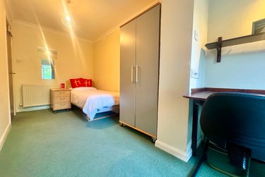 5 bed house, Kemsing Gardens, Hales Place, Canterbury, CT27RF - Image 5