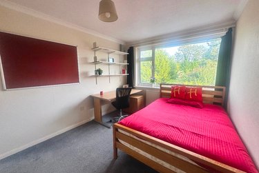 5 bed house, Kemsing Gardens, Hales Place, Canterbury, CT27RF - Image 9