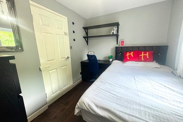 7 bed house, Tenterden Drive, Hales Place, Canterbury, CT27BJ - Image 12