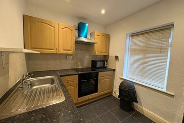 1 bed flat, Wincheap, Canterbury, CT13SE - Image 3