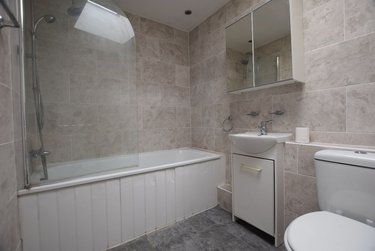 7 bed house, Wincheap, Canterbury, CT13RX - Image 3