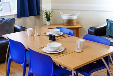 Silver Ensuite at Raleigh Park, Faraday Road, Dunkirk, Nottingham, NG72AZ - Image 4