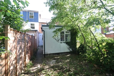 2 bed flat, East Avenue, Iffley, Oxford, OX41XP - Image 4