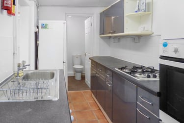 5 bed house, Princes Street, City Centre, Oxford, OX41DD - Image 3