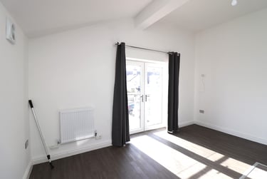 1 bed flat, Cathedral Road, Riverside, Cardiff, CF119HD - Image 4