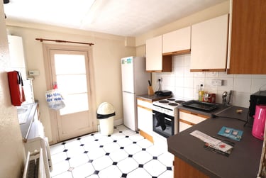 1 bed house, Jeune St, City Centre, Oxford, OX41BN - Image 6