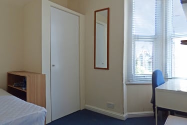 4 bed house, Cowley Road, City Centre, Oxford, OX41JE - Image 3