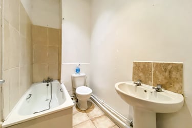 1 bed flat, Clive Street, Grangetown, Cardiff, CF117JE - Image 5