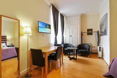 1 bed flat, Cathedral Road, Riverside, Cardiff, CF119HD - Image 5