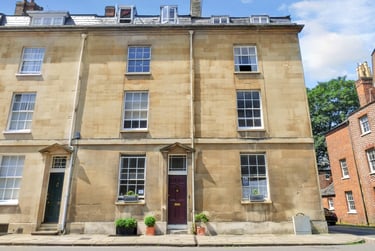 5 bed house, St John Street, City Centre, Oxford, OX12LQ - Image 1