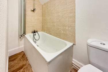 1 bed flat, Major Road, Canton, Cardiff, CF51PF - Image 3