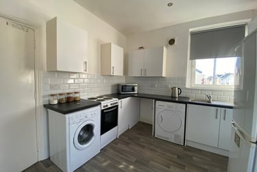 1 bed house, Angus Street, Plasnewydd, Cardiff, CF243LX - Image 5