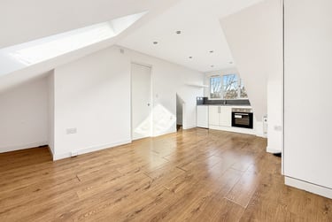 1 bed studio, Acton Lane, Harlesden, London, NW108TU - Image 4