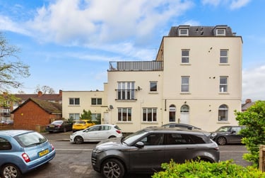 1 bed studio, Maple Road, Crystal Palace, London, SE208HU - Image 2