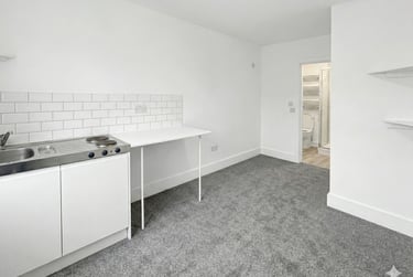 1 bed flat, c Clayponds Lane, Chiswick, London, TW80BN - Image 3