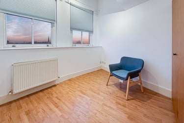 2 bed flat, Courthill Road, Hither Green, London, SE136DW - Image 4