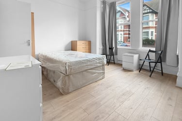 1 bed studio, Harlesden Gardens, Harlesden, London, NW104EX - Image 2