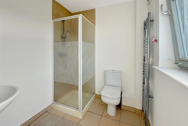 1 bed flat, b Clayponds Lane, Chiswick, London, TW80BN - Image 5