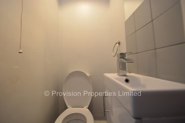 6 bed house, Manor Drive, Hyde Park, Leeds, LS61DD - Image 4