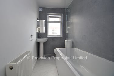 6 bed house, Manor Drive, Hyde Park, Leeds, LS61DD - Image 10