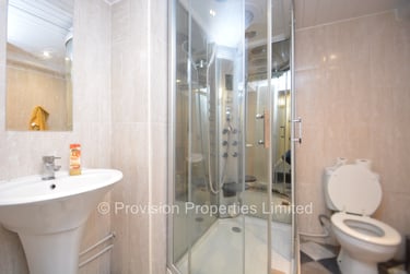 8 bed house, Chestnut Avenue, Hyde Park, Leeds, LS61AZ - Image 7