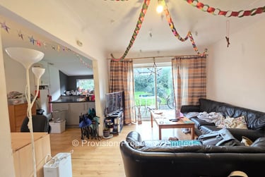 4 bed house, Dennistead Crescent, Headingley, Leeds, LS63PU - Image 1