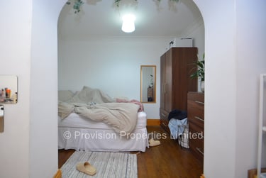 4 bed flat, St Johns Avenue, Hyde Park, Leeds, LS61AW - Image 7