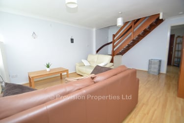2 bed house, Well Close Rise, Woodhouse, Leeds, LS29EZ - Image 3