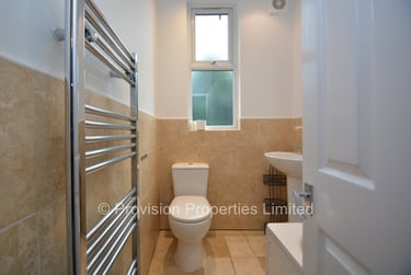 6 bed house, Ridgeway Terrace, Rampart Road, Leeds, LS62HU - Image 11