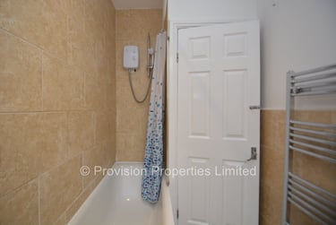 6 bed house, Ridgeway Terrace, Rampart Road, Leeds, LS62HU - Image 12