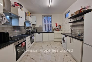 8 bed house, Brudenell Road, Hyde Park, Leeds, LS61EE - Image 6