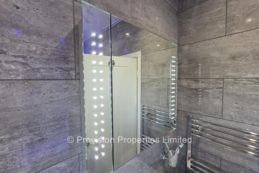 7 bed house, Norwood Terrace, Hyde Park, Leeds, LS61EA - Image 3