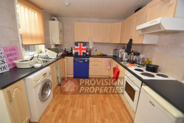 7 bed house, Norwood Terrace, Hyde Park, Leeds, LS61EA - Image 8