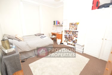 7 bed house, Norwood Terrace, Hyde Park, Leeds, LS61EA - Image 7