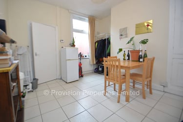 3 bed house, Carberry Terrace, Burley, Leeds, LS61QH - Image 8