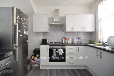 2 bed house, Kelsall Terrace, Hyde Park, Leeds, LS61RD - Image 6