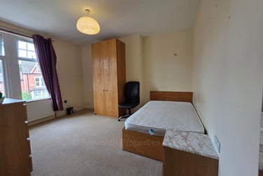 9 bed house, Headingley Avenue, Headingley, Leeds, LS63ER - Image 4