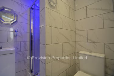 4 bed flat, Cliff Road, Rampart Road, Leeds, LS62EX - Image 7