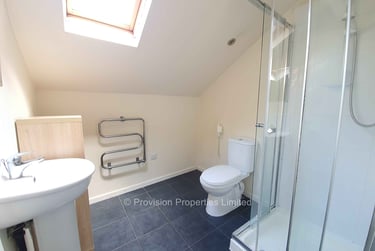 2 bed flat, Moorland Avenue, Hyde Park, Leeds, LS61AP - Image 4