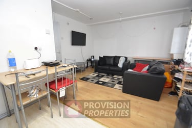 3 bed flat, Regent Terrace, Hyde Park, Leeds, LS61NP - Image 6