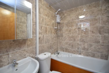 3 bed house, Harold Place, Hyde Park, Leeds, LS61PQ - Image 8