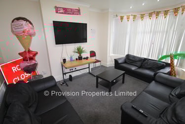 8 bed house, St. Michaels Villas, Headingley, Leeds, LS63AF - Image 2